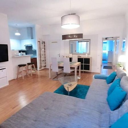 Nd Exquisites Wundervolles Ruhiges Terrassenapartment Mit Garage Wien Exteriör bild