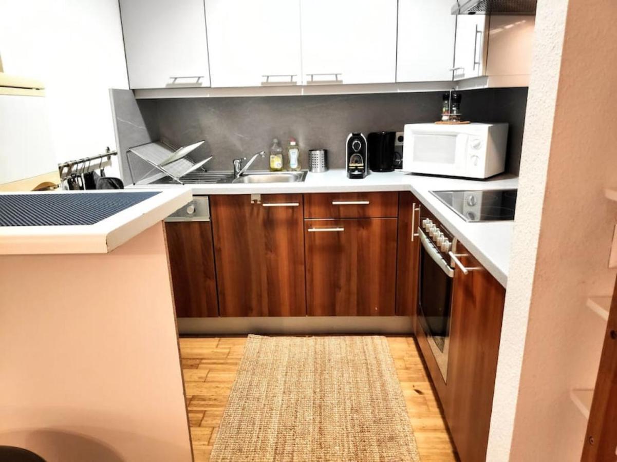 Nd Exquisites Wundervolles Ruhiges Terrassenapartment Mit Garage Wien Exteriör bild