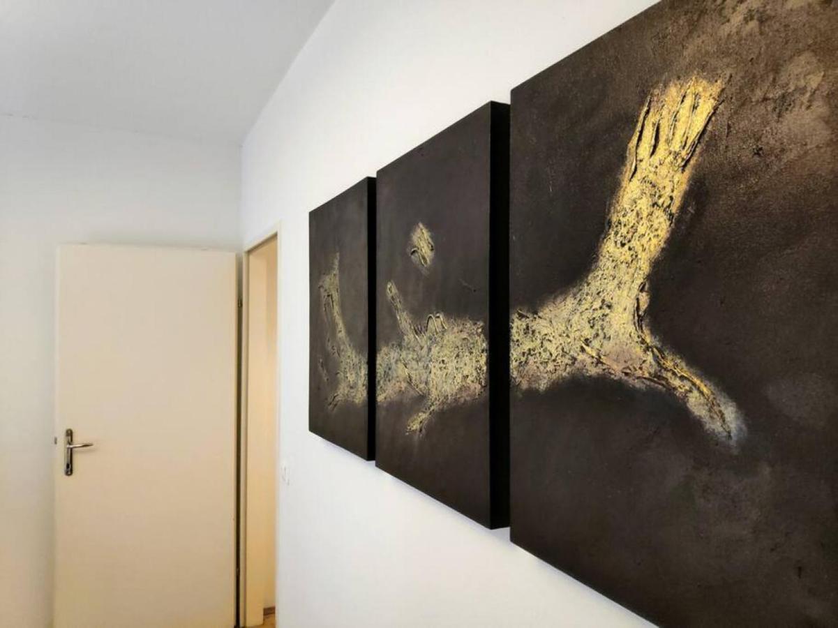 Nd Exquisites Wundervolles Ruhiges Terrassenapartment Mit Garage Wien Exteriör bild