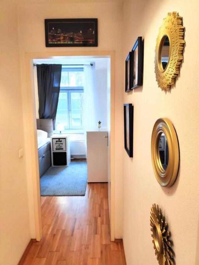 Nd Exquisites Wundervolles Ruhiges Terrassenapartment Mit Garage Wien Exteriör bild