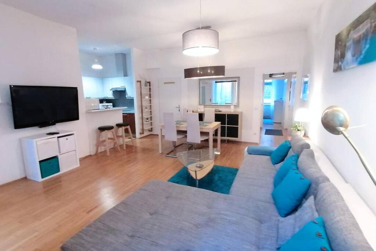 Nd Exquisites Wundervolles Ruhiges Terrassenapartment Mit Garage Wien Exteriör bild