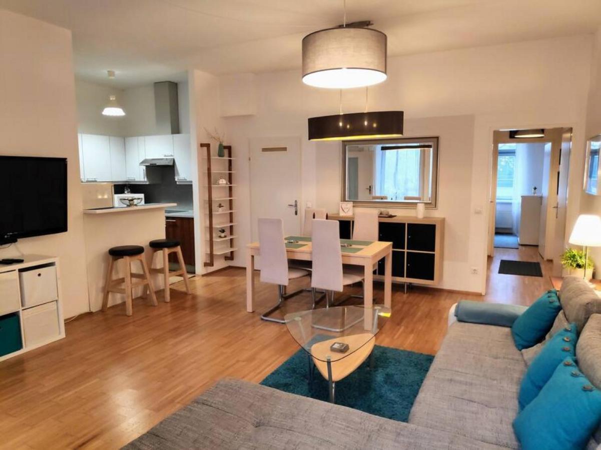 Nd Exquisites Wundervolles Ruhiges Terrassenapartment Mit Garage Wien Exteriör bild