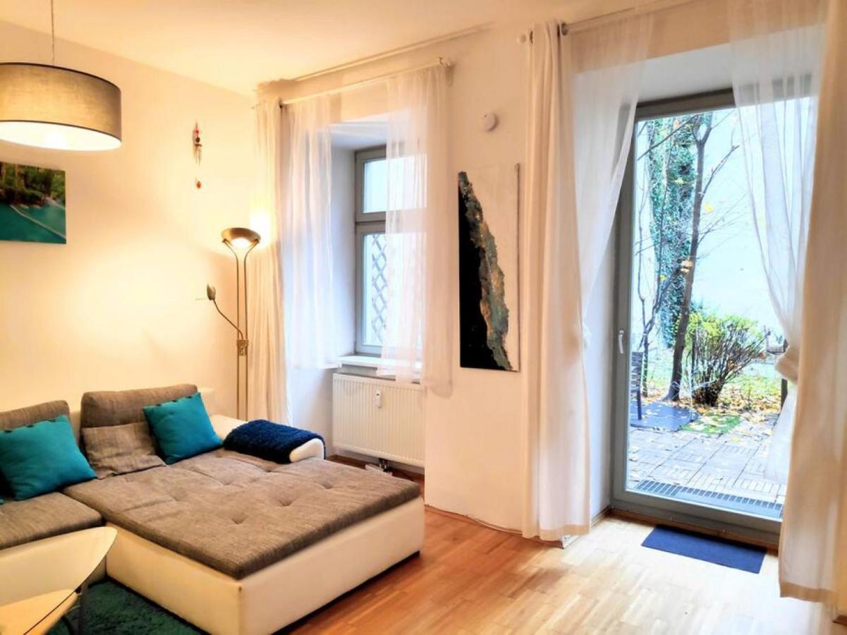 Nd Exquisites Wundervolles Ruhiges Terrassenapartment Mit Garage Wien Exteriör bild
