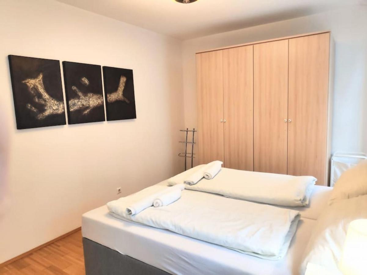 Nd Exquisites Wundervolles Ruhiges Terrassenapartment Mit Garage Wien Exteriör bild