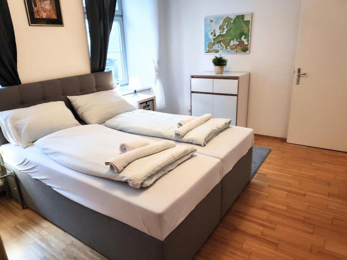 Nd Exquisites Wundervolles Ruhiges Terrassenapartment Mit Garage Wien Exteriör bild